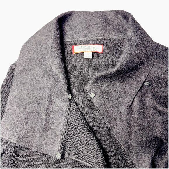 Beyond Threads Small Alpaca Wool Black Sweater Cardigan Asymmetrical Lagenlook - Picture 5 of 9